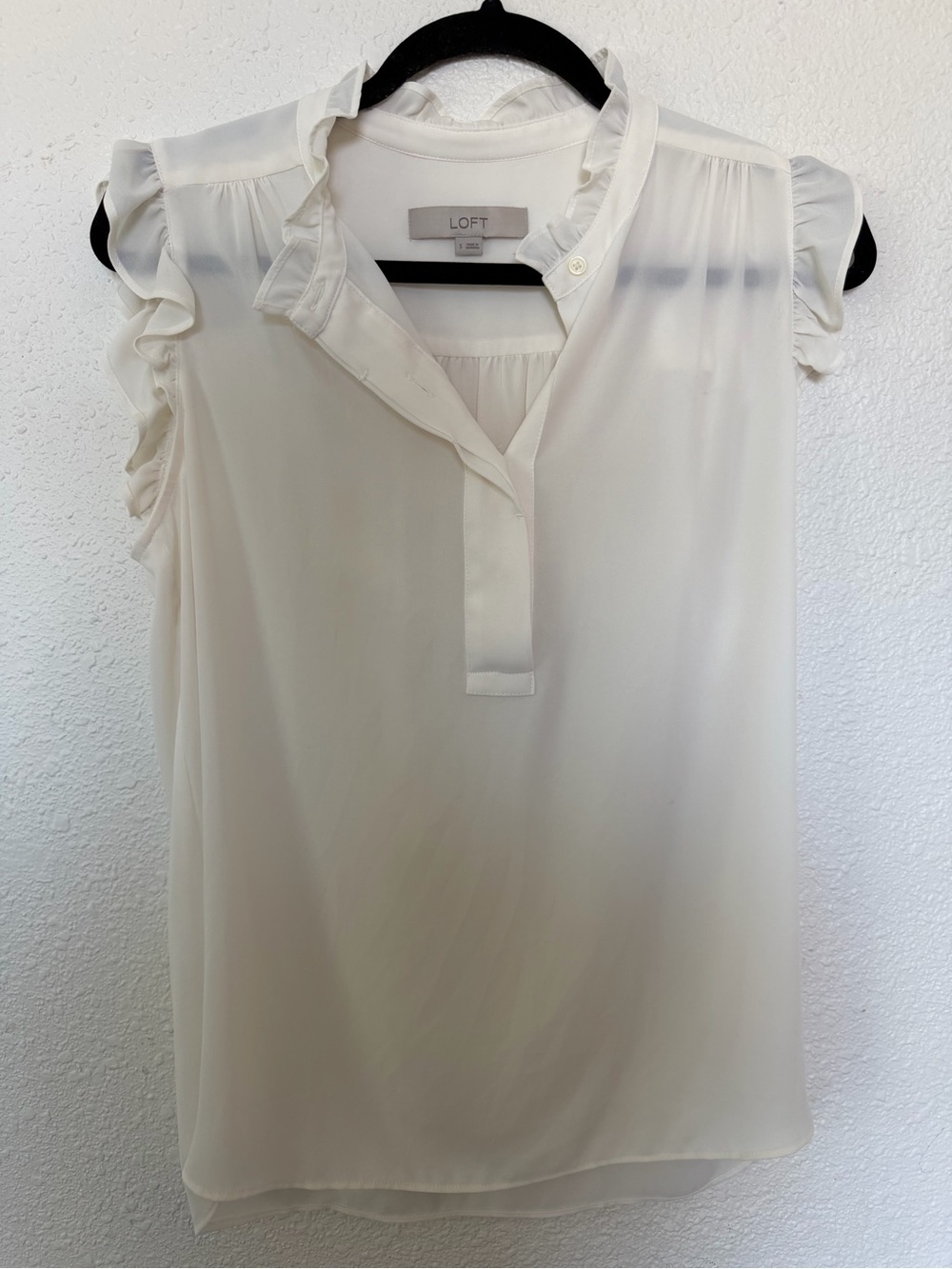 LOFT Cream Ruffle Cap-Sleeve Blouse